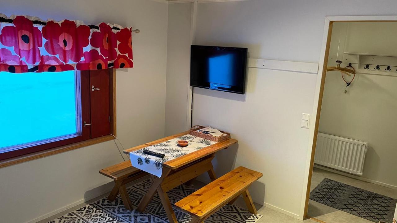 Hotel Taloyllaes, Huonemajoitus Äkäslompolo Zewnętrze zdjęcie